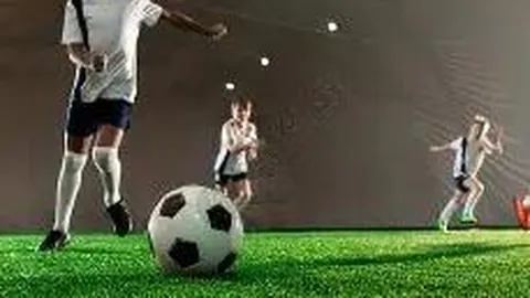 南宁校园足球少年竞技揽获双冠王